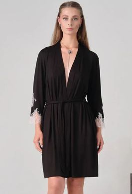 Шикарный халат из бамбука с красивым контрастным кружевом Effetto, Черный, S